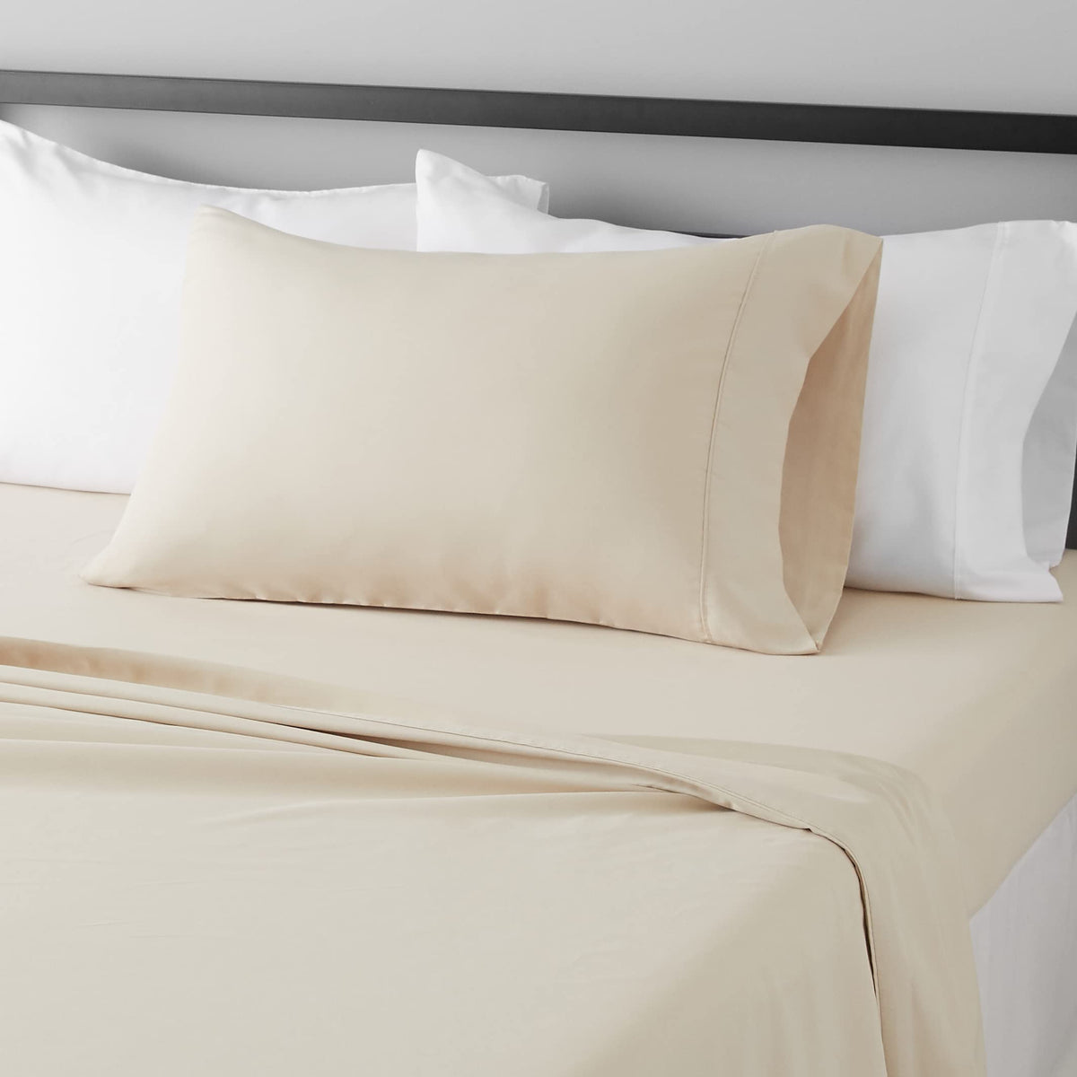 Amazon Basics Lightweight Super Soft Easy Care Microfiber 4-Piece Bed Sheet Set with 14-Inch Deep Pocket