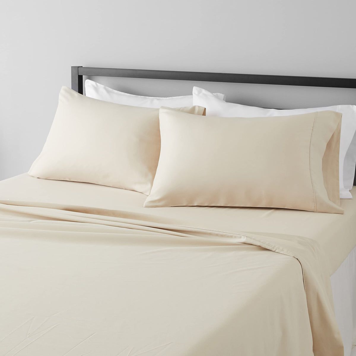Amazon Basics Lightweight Super Soft Easy Care Microfiber 4-Piece Bed Sheet Set with 14-Inch Deep Pocket