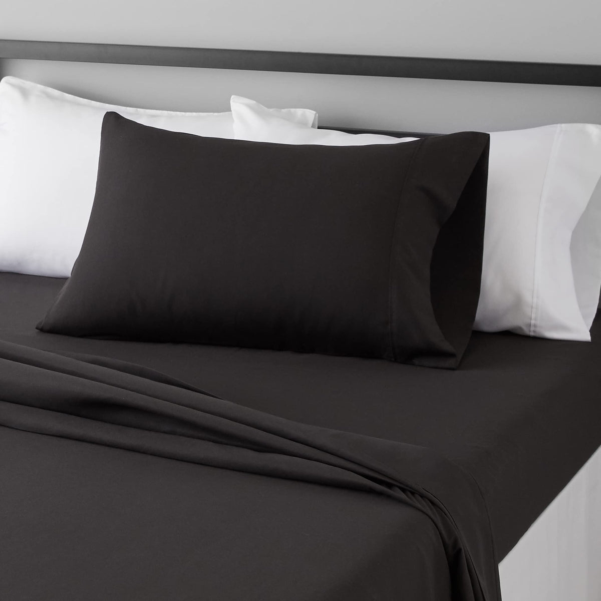 Amazon Basics Lightweight Super Soft Easy Care Microfiber 4-Piece Bed Sheet Set with 14-Inch Deep Pocket
