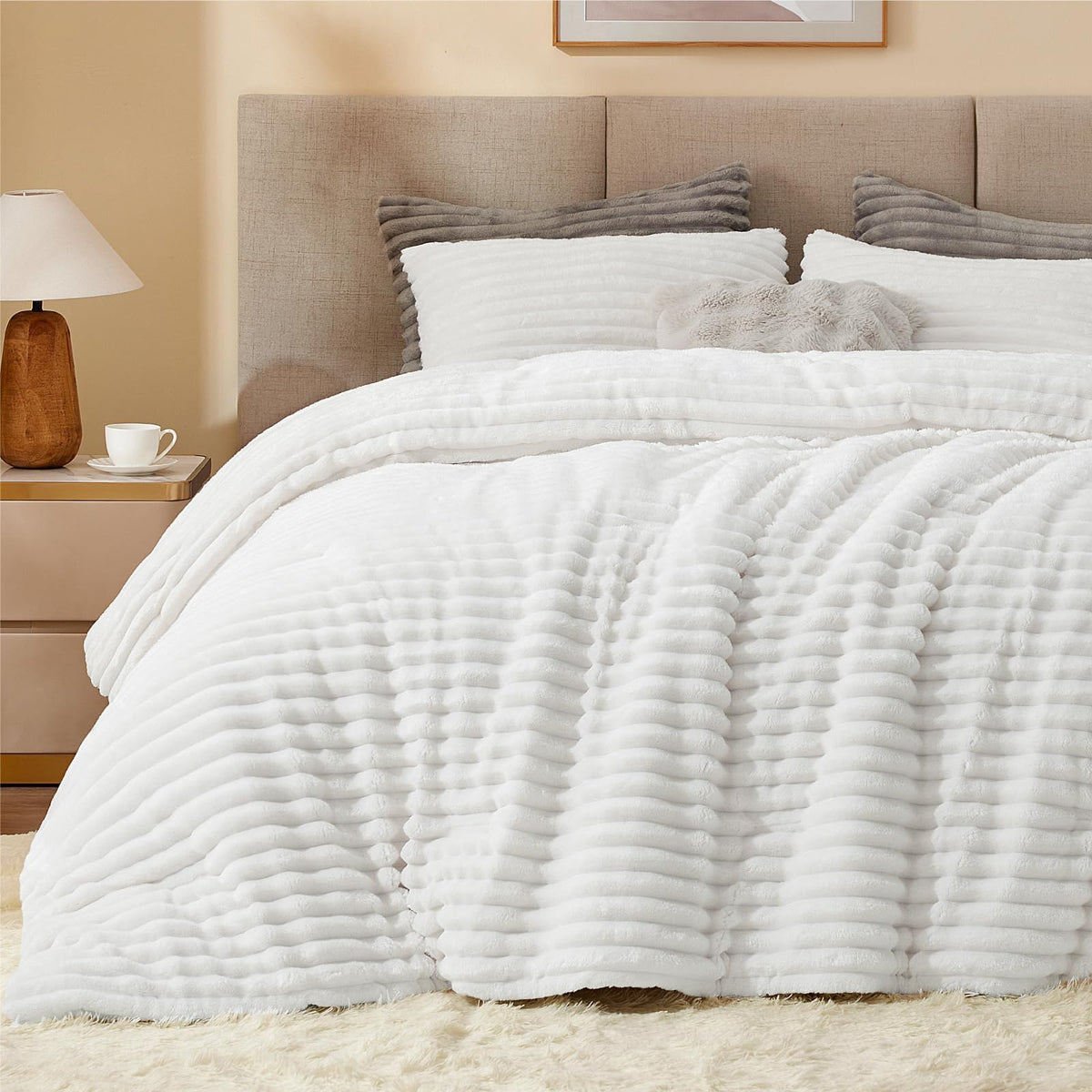 BEDELITE Fleece Comforter Set