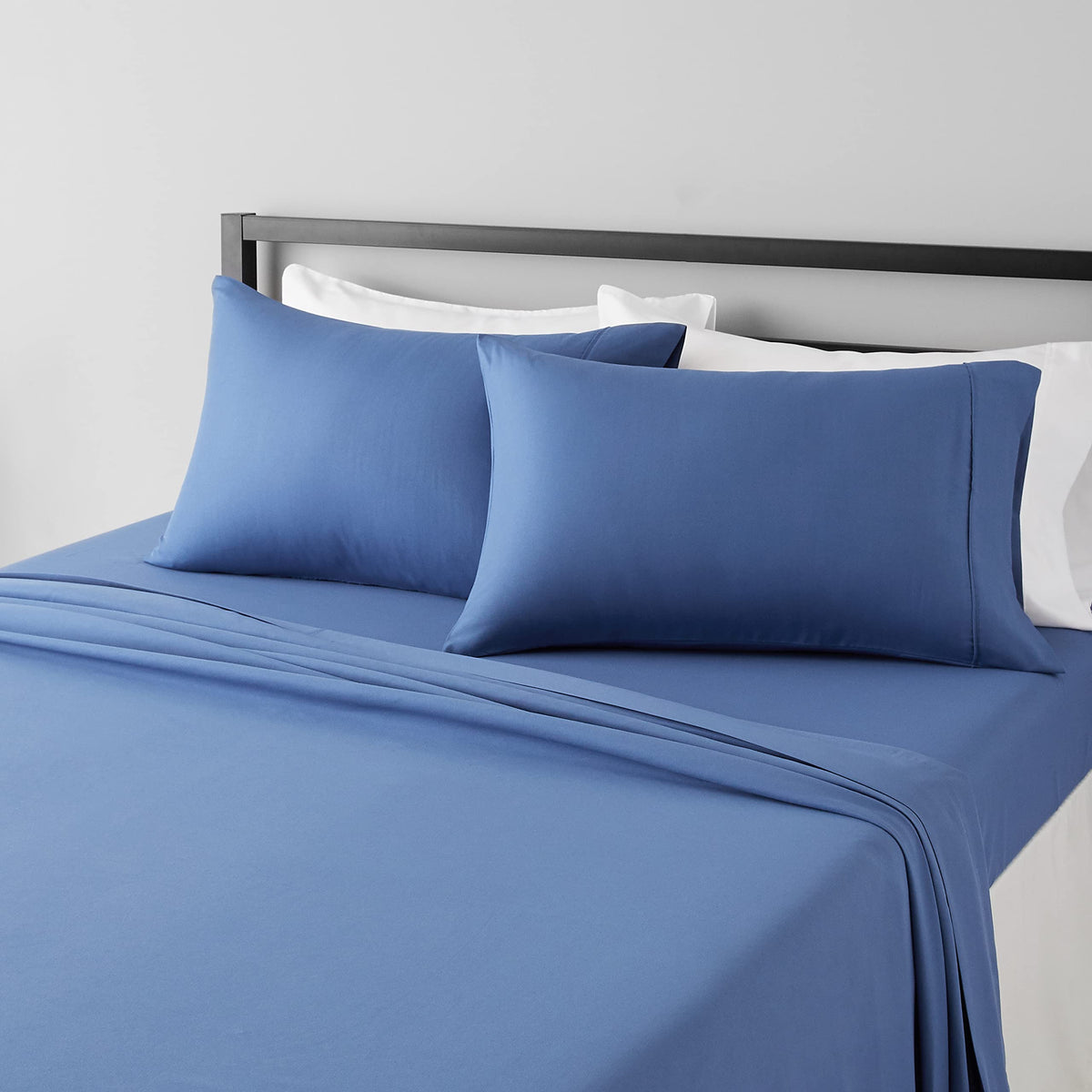 Amazon Basics Lightweight Super Soft Easy Care Microfiber 4-Piece Bed Sheet Set with 14-Inch Deep Pocket