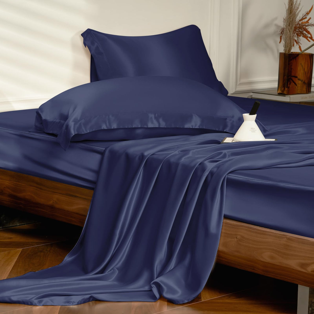 THXSILK 4pcs Silk Bed Sheets Set, 25 Momme Mulberry Silk Bedding Set, Sheets and Pillowcase Set, Extremely Soft and Luxurious