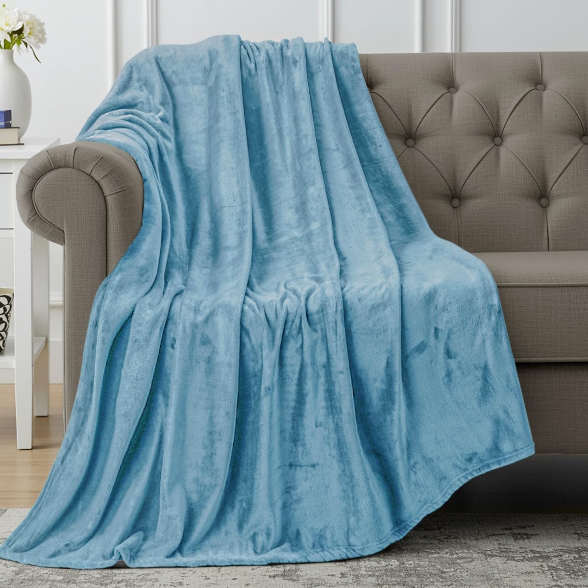 Utopia Bedding 300GSM Luxury Soft Microfiber Fleece Blanket