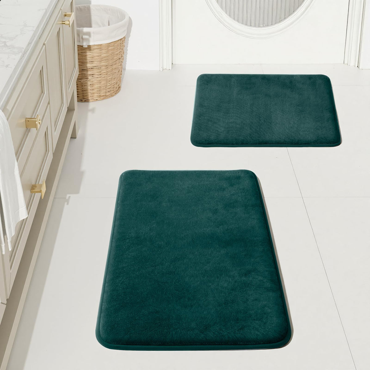 HUXMEYSON 3-Piece Soft Absorbent Non-Slip Bathroom Rug Set