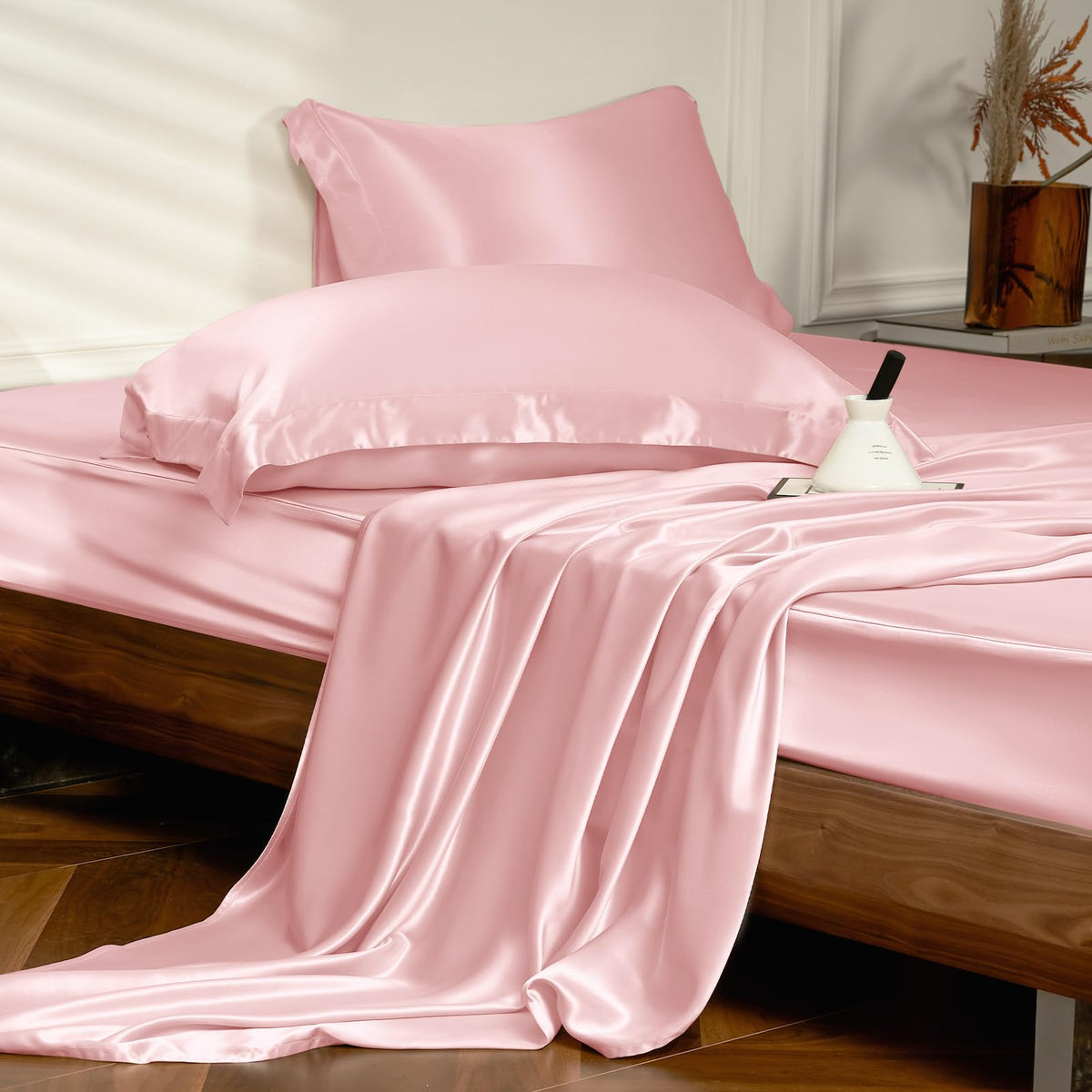 THXSILK 4pcs Silk Bed Sheets Set, 25 Momme Mulberry Silk Bedding Set, Sheets and Pillowcase Set, Extremely Soft and Luxurious