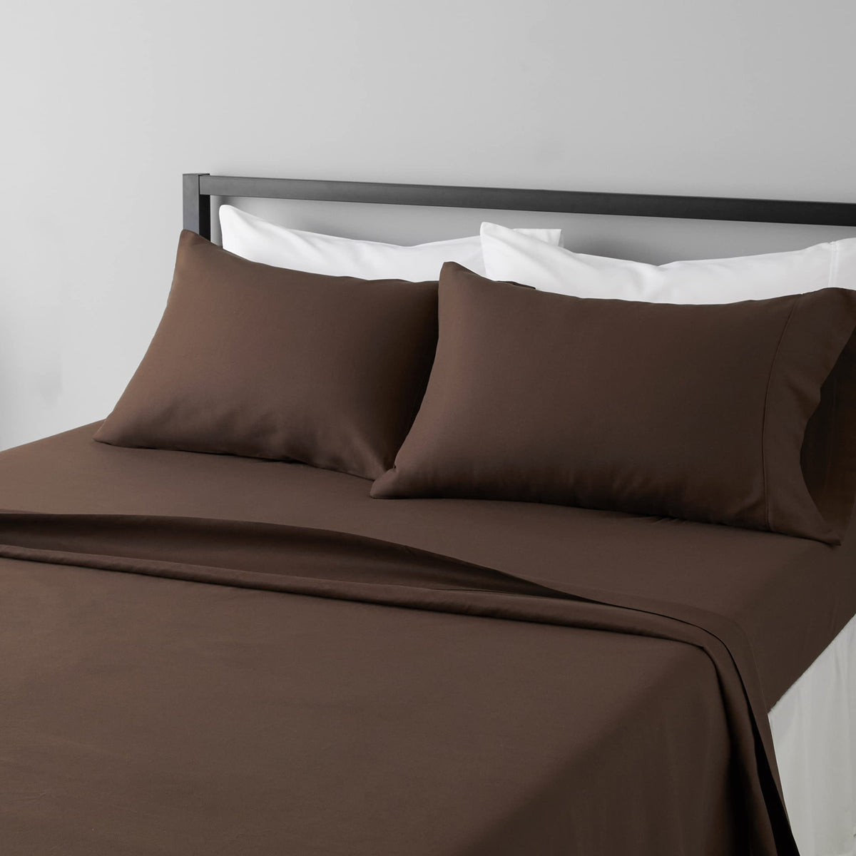 Amazon Basics Lightweight Super Soft Easy Care Microfiber 4-Piece Bed Sheet Set with 14-Inch Deep Pocket