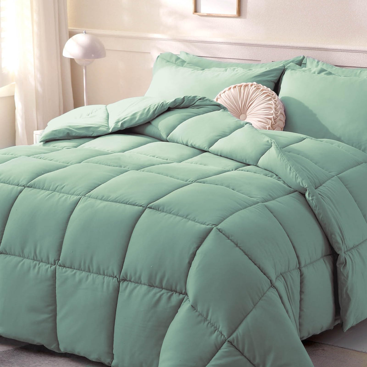 DOWNCOOL Comforters Size, White Duvet Insert, Lightweight Quilt