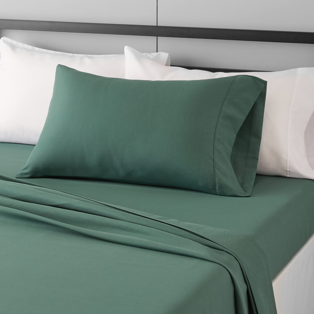 Amazon Basics Lightweight Super Soft Easy Care Microfiber 4-Piece Bed Sheet Set with 14-Inch Deep Pocket