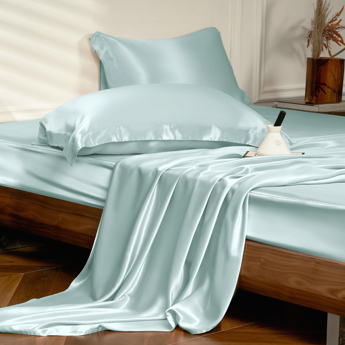 THXSILK 4pcs Silk Bed Sheets Set, 25 Momme Mulberry Silk Bedding Set, Sheets and Pillowcase Set, Extremely Soft and Luxurious