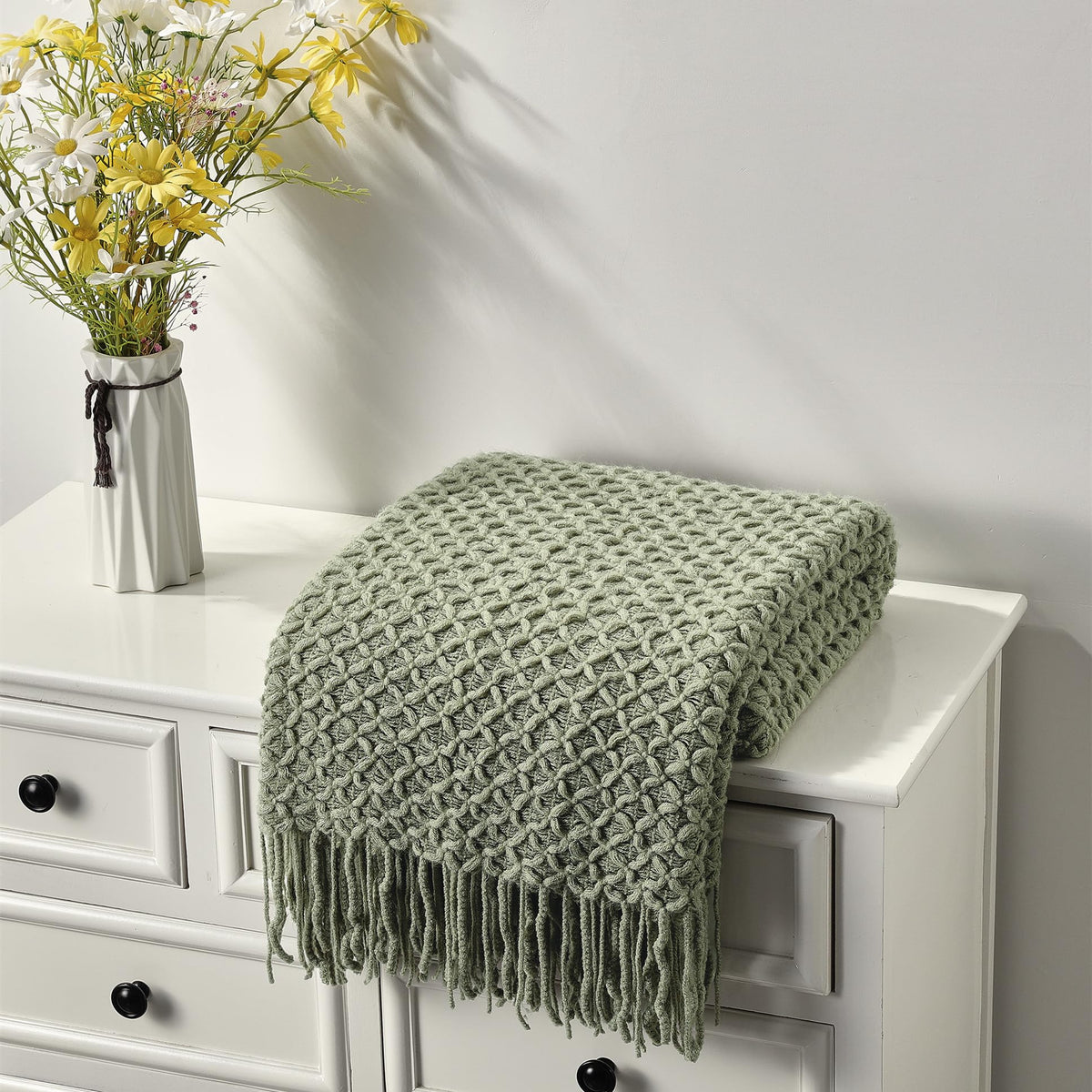 CREVENT Soft Knitted Decorative Throw Blanket for Sofa
