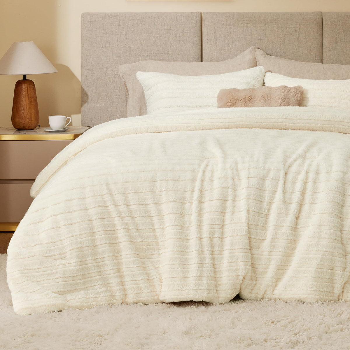 BEDELITE Fleece Comforter Set