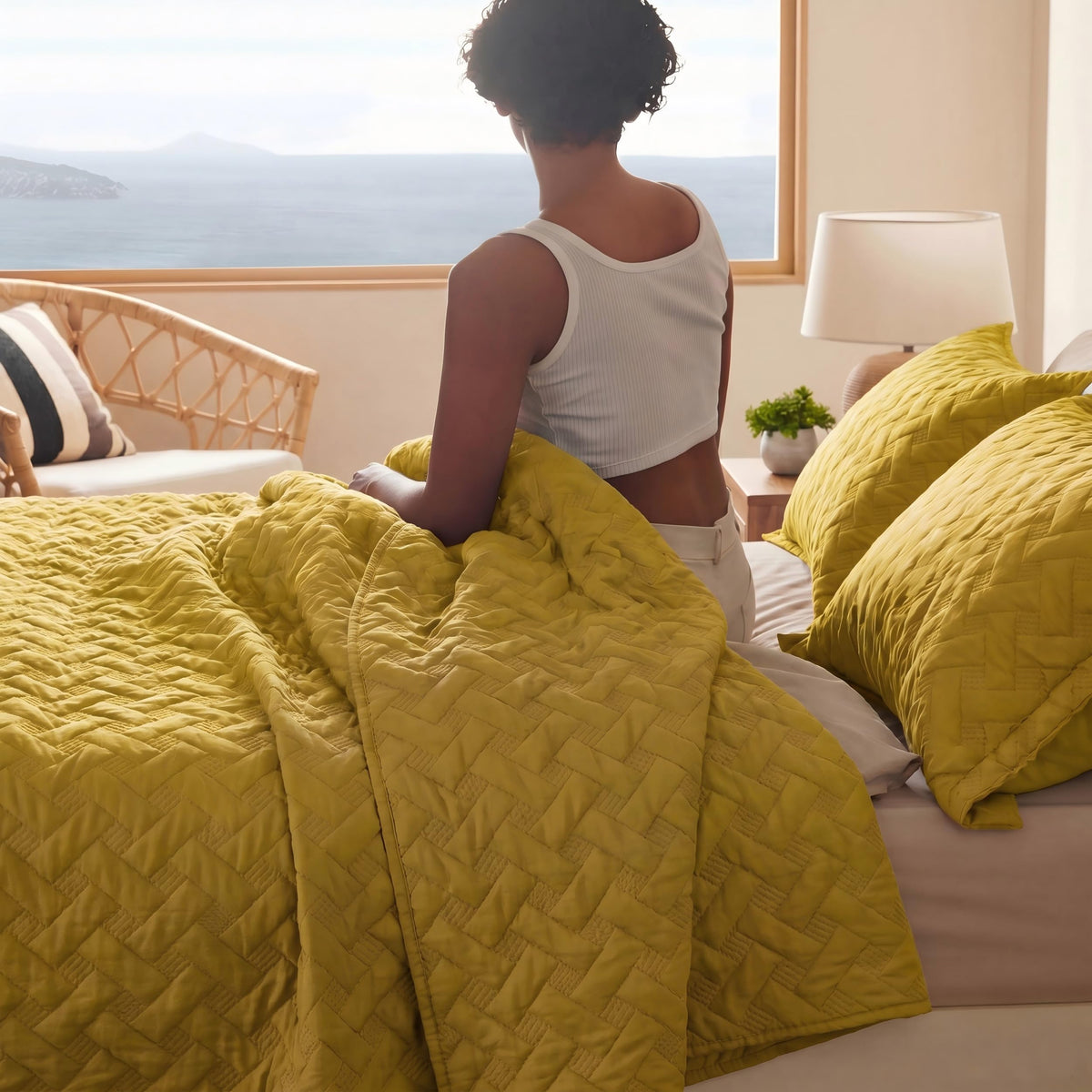 Bedsure Lightweight Basket-Weave Quilt Bedspread Set