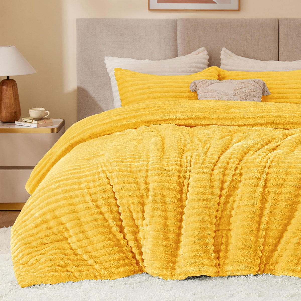 BEDELITE Fleece Comforter Set