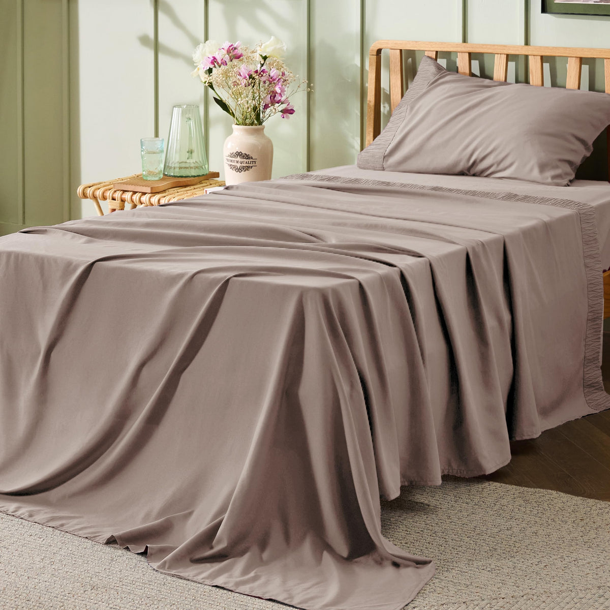 Bedsure Sheet Set - Soft Sheets - Breathable & Cooling - Hotel Luxury - Easy Care Polyester Microfiber Bedding