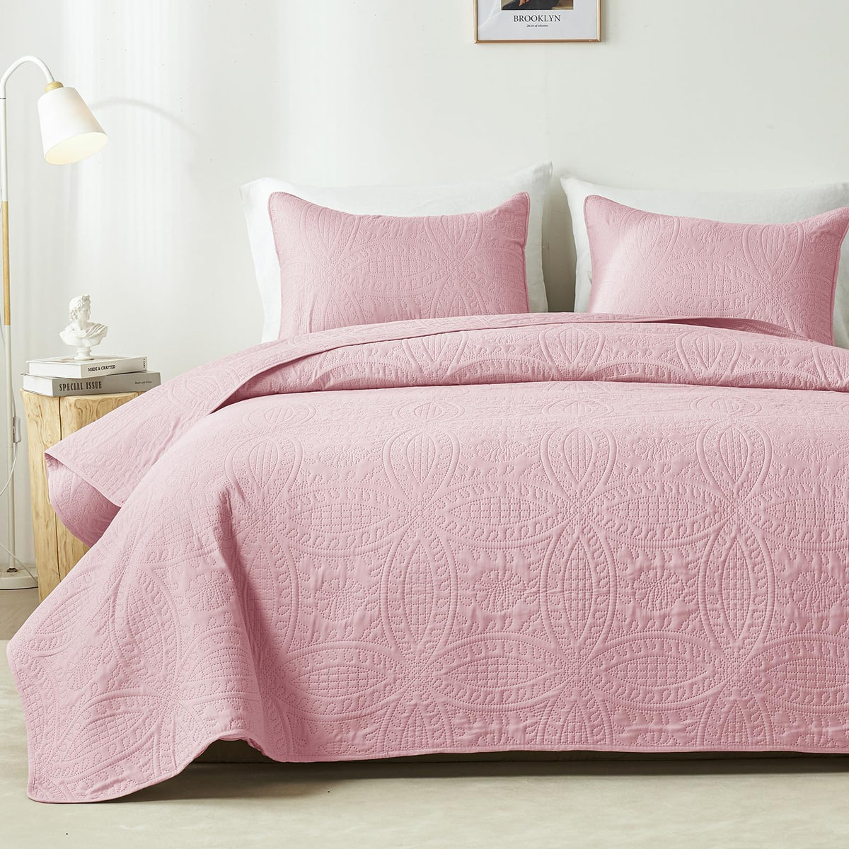 Akkialla Rose Floral Botanical All-Season Quilt Set