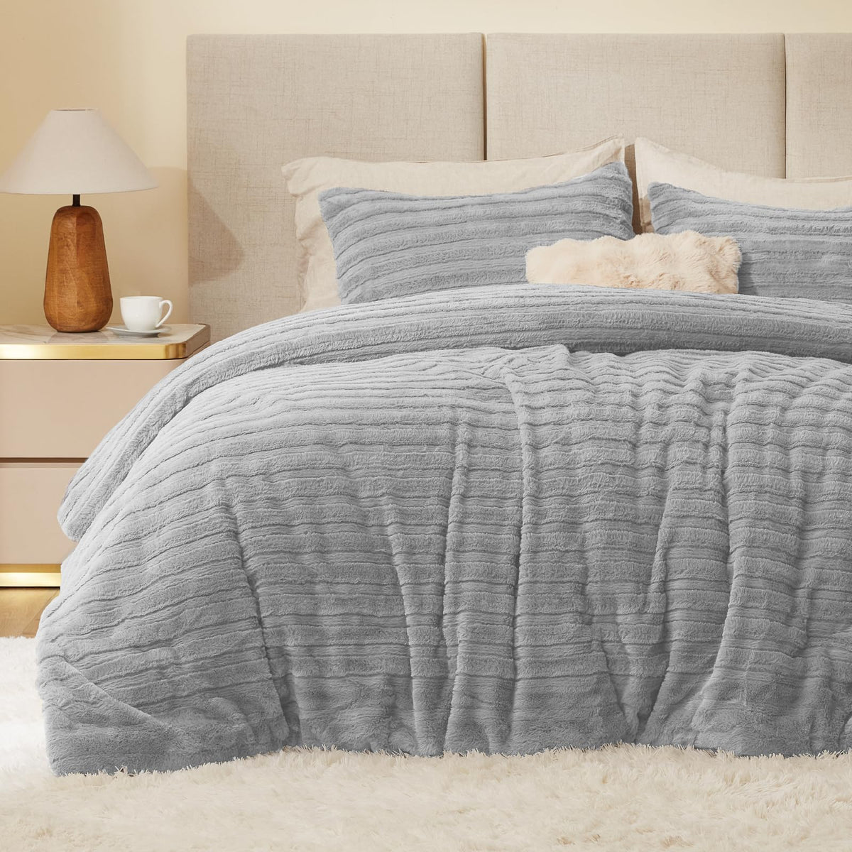 BEDELITE Fleece Comforter Set