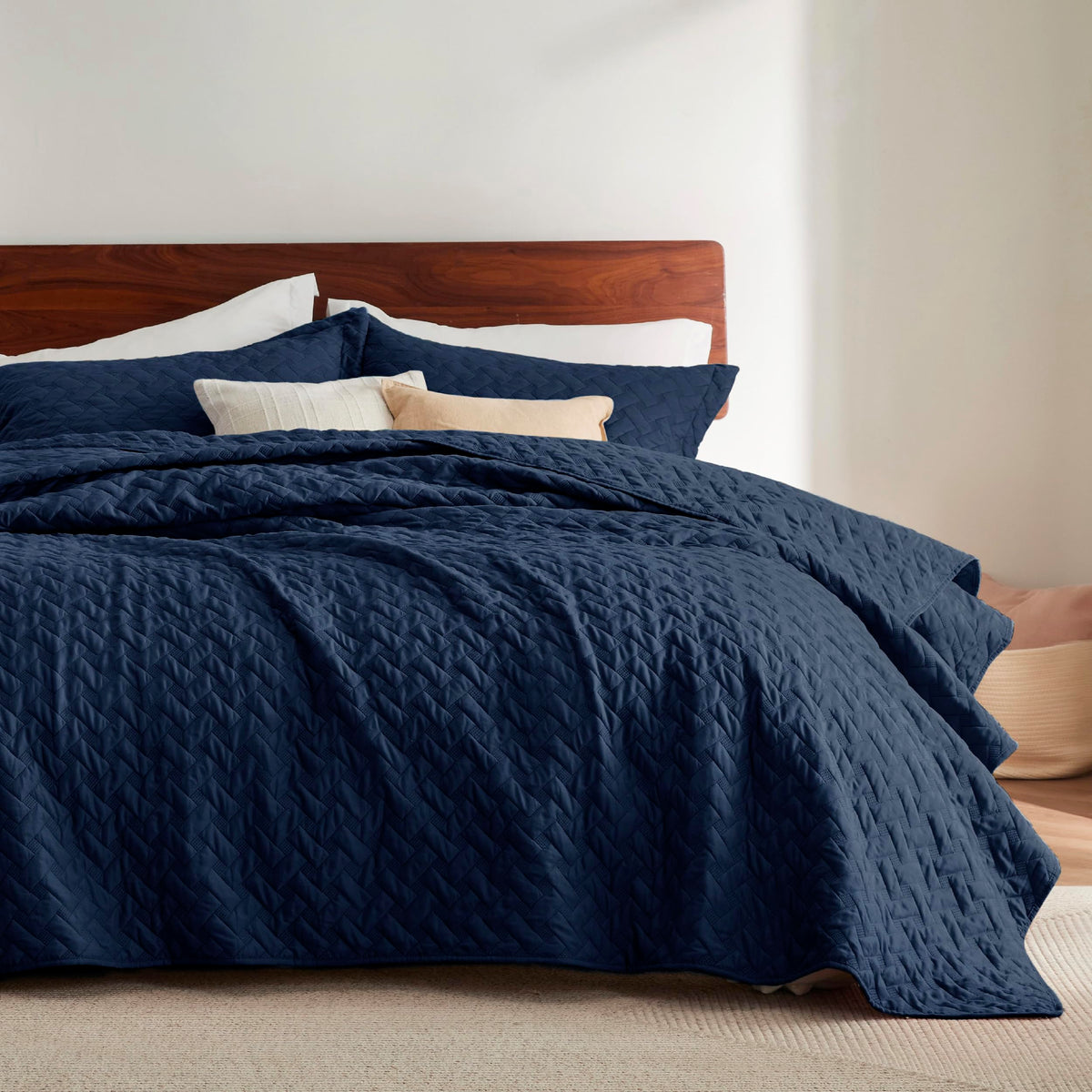 Bedsure Lightweight Basket-Weave Quilt Bedspread Set