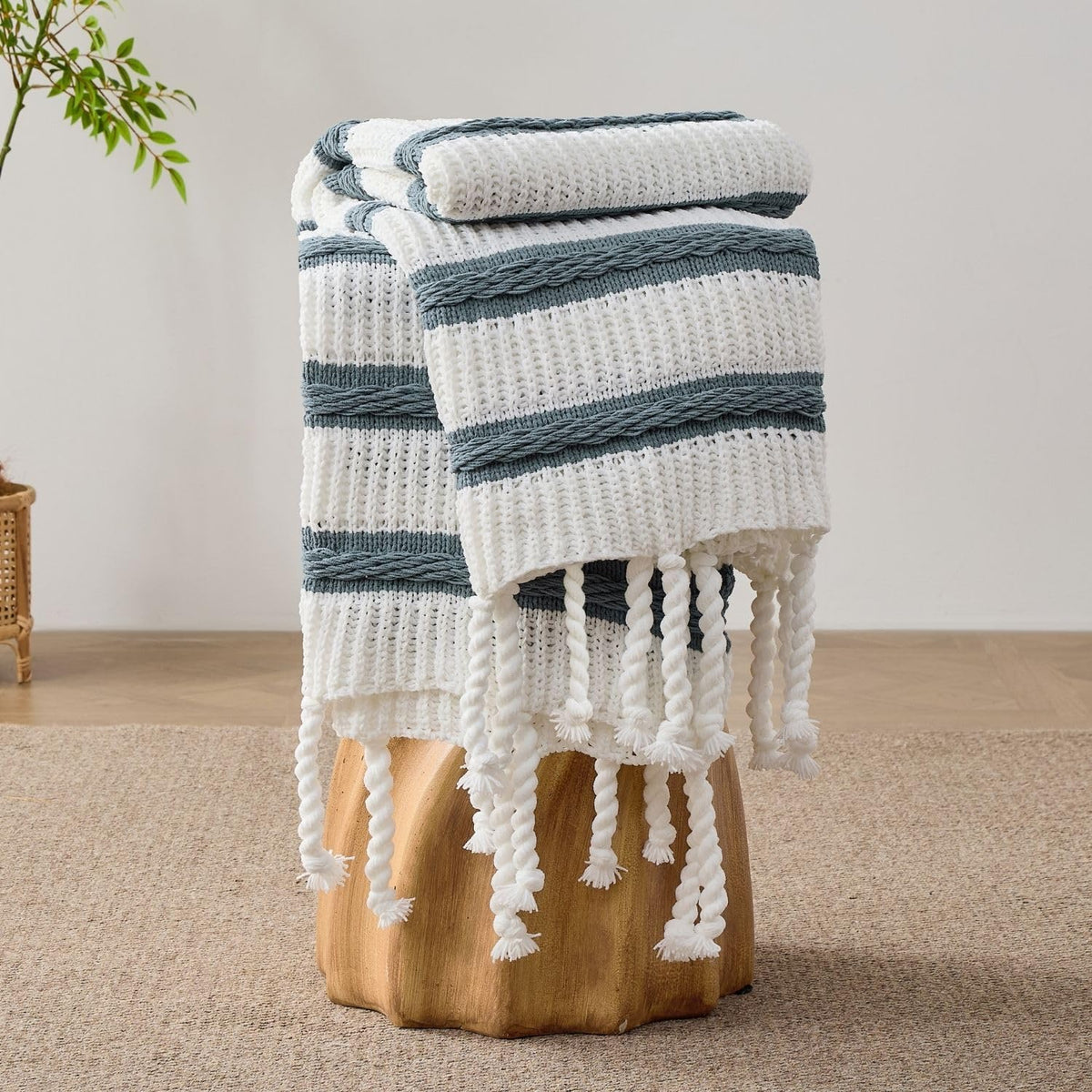 Boho Chenille Knit Throw Blanket with Tassels