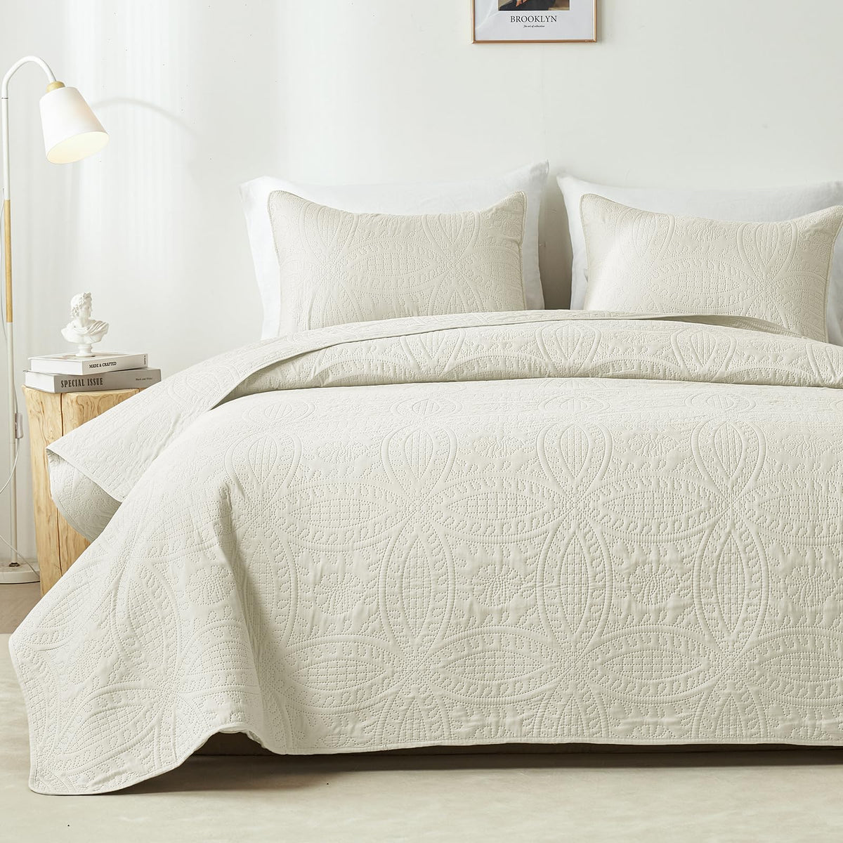 Akkialla Rose Floral Botanical All-Season Quilt Set