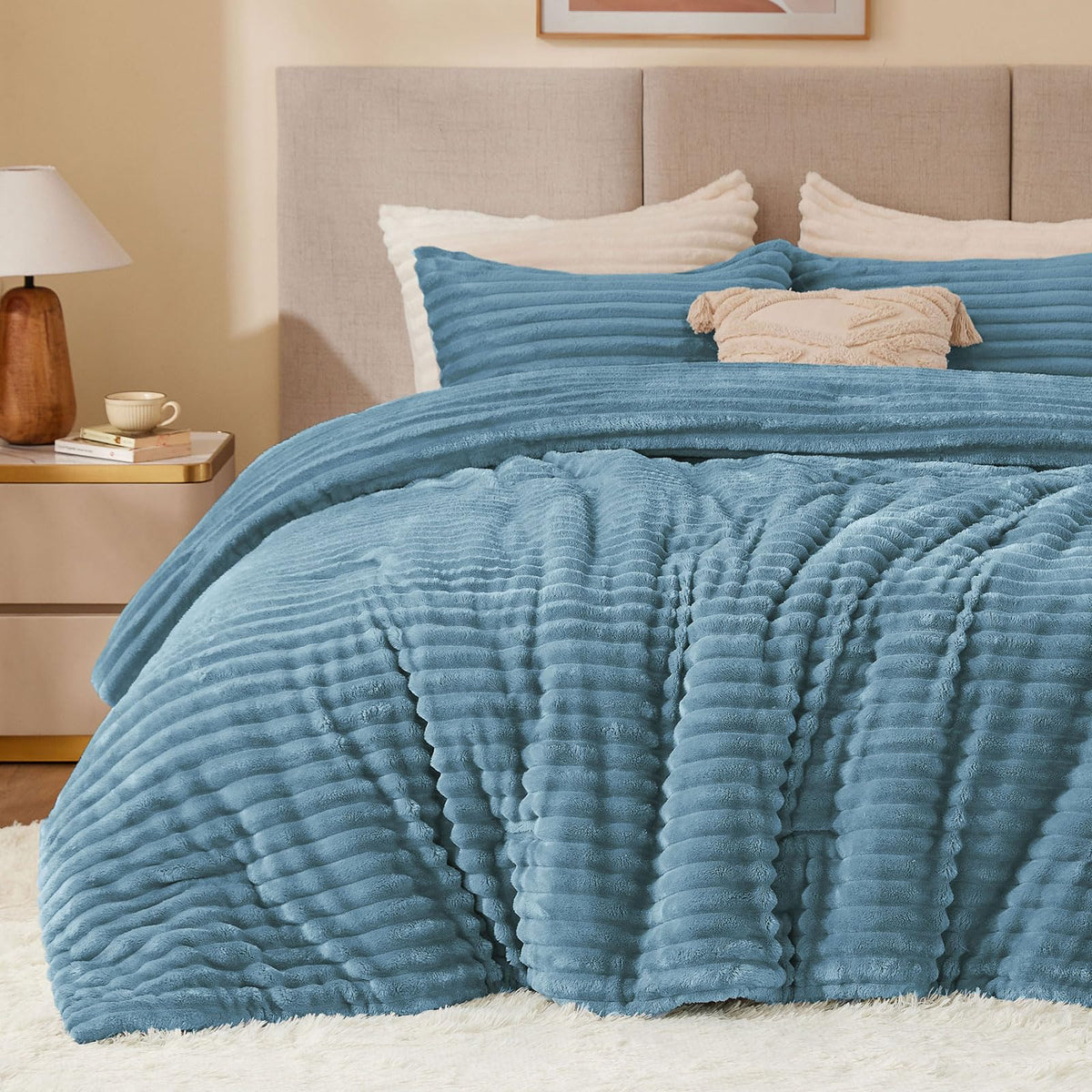 BEDELITE Fleece Comforter Set