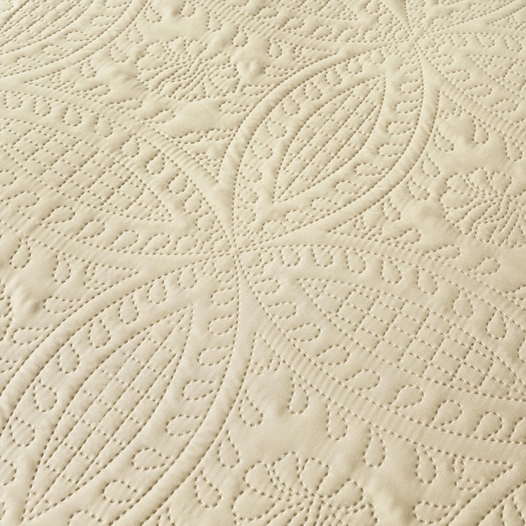 Akkialla Rose Floral Botanical All-Season Quilt Set
