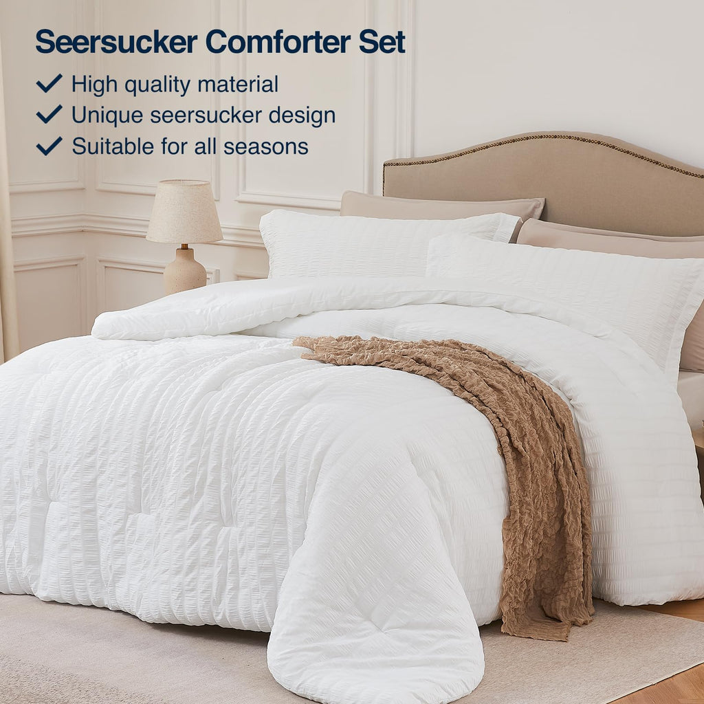 Quataly 3-Piece Seersucker Comforter Set with Pillowcases