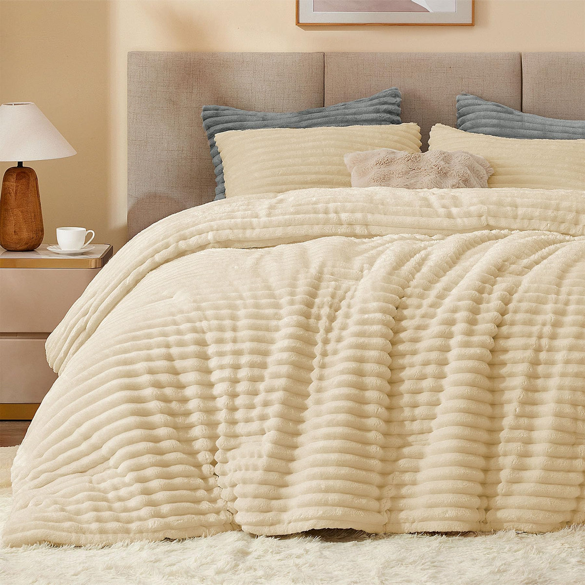 BEDELITE Fleece Comforter Set