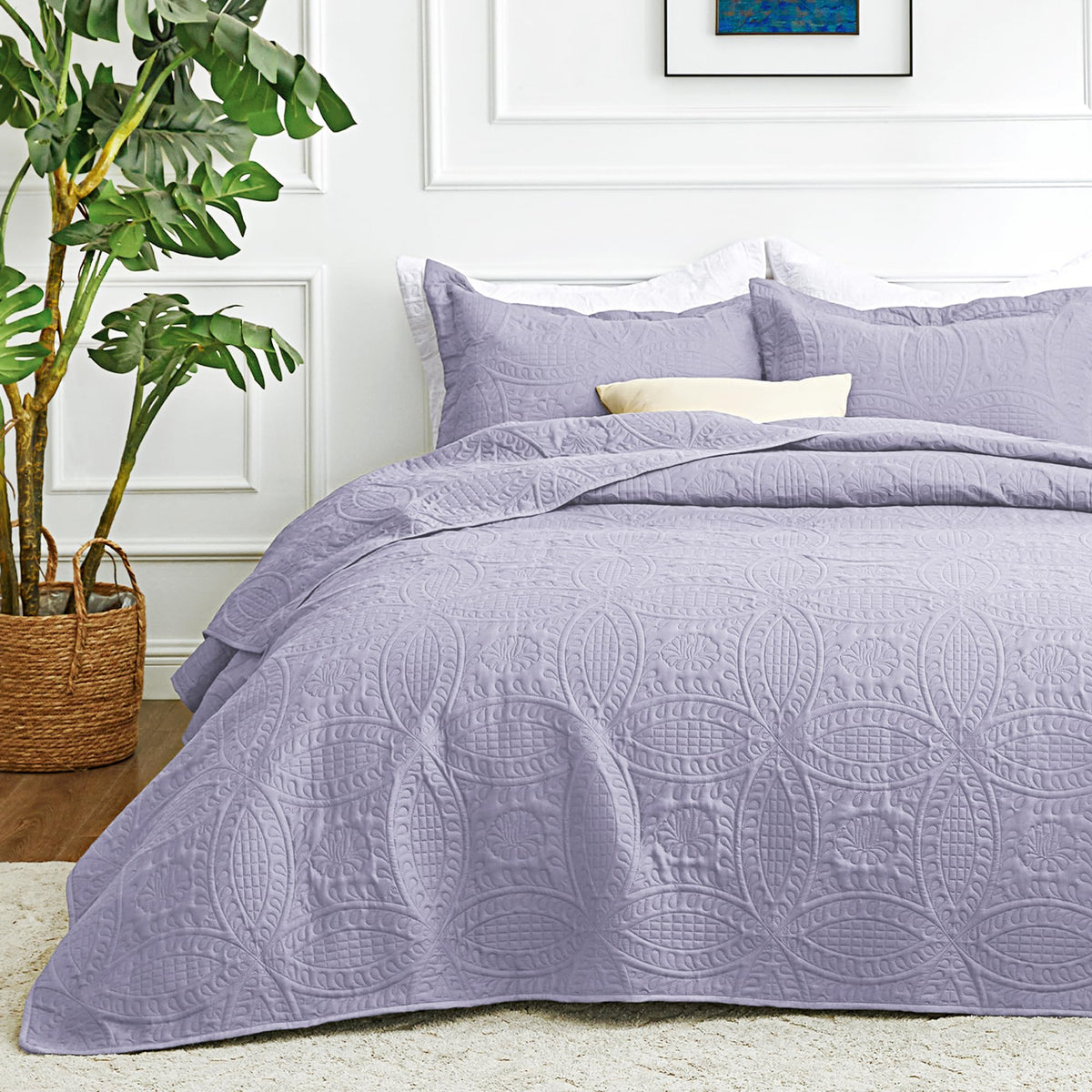 Love's Cabin Lightweight All-Season Quilt Bedding Set