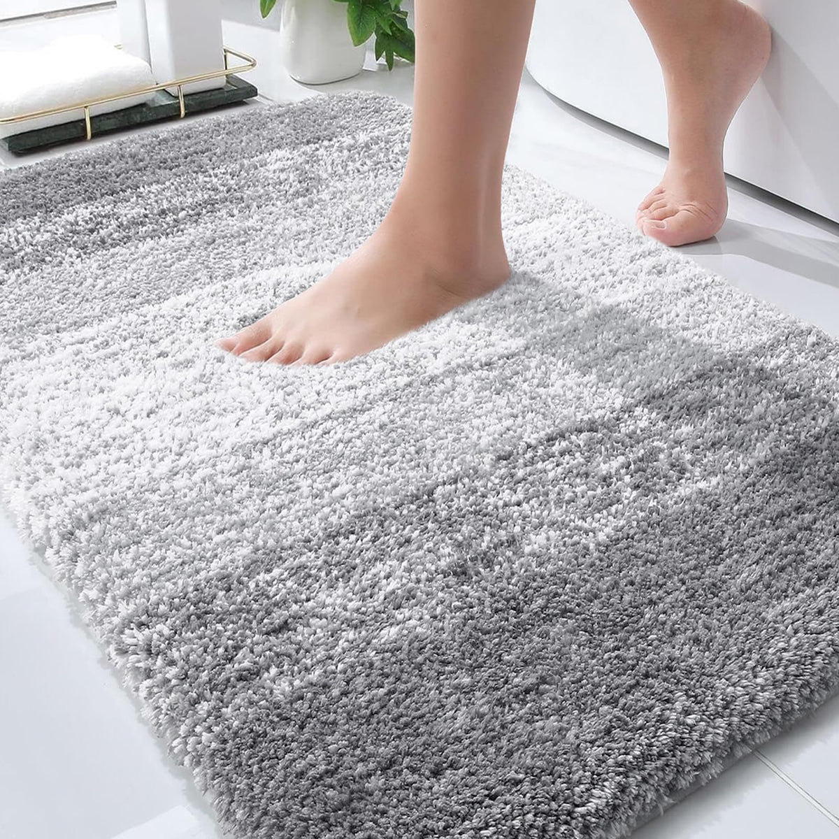 OLANLY Extra-Soft Absorbent Microfiber Bathroom Rug Mat