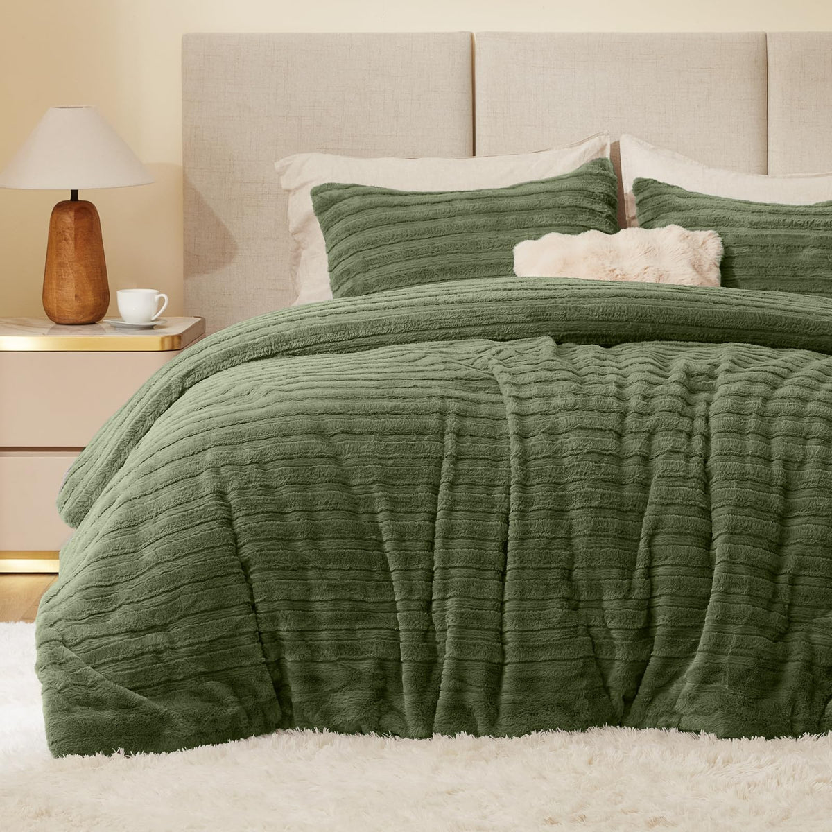 BEDELITE Fleece Comforter Set