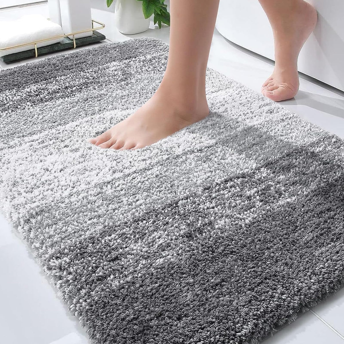 OLANLY Extra-Soft Absorbent Microfiber Bathroom Rug Mat