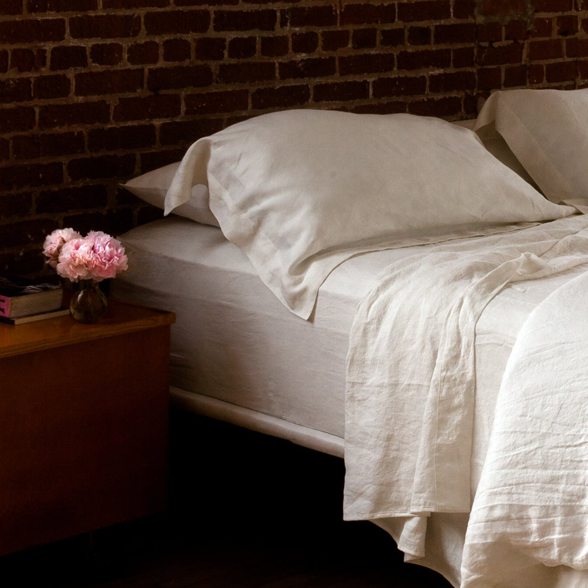 Huddleson Linen Sheet Set Breathable French Flax Woven in Italy European Luxury Quality Sheets