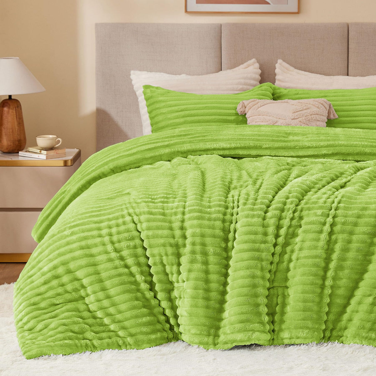 BEDELITE Fleece Comforter Set
