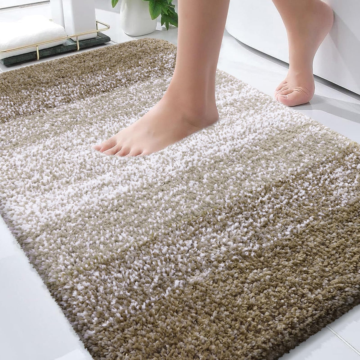 OLANLY Extra-Soft Absorbent Microfiber Bathroom Rug Mat