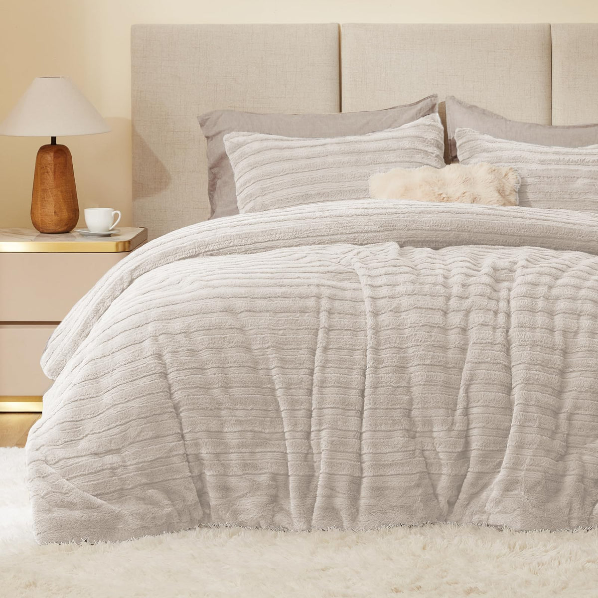 BEDELITE Fleece Comforter Set