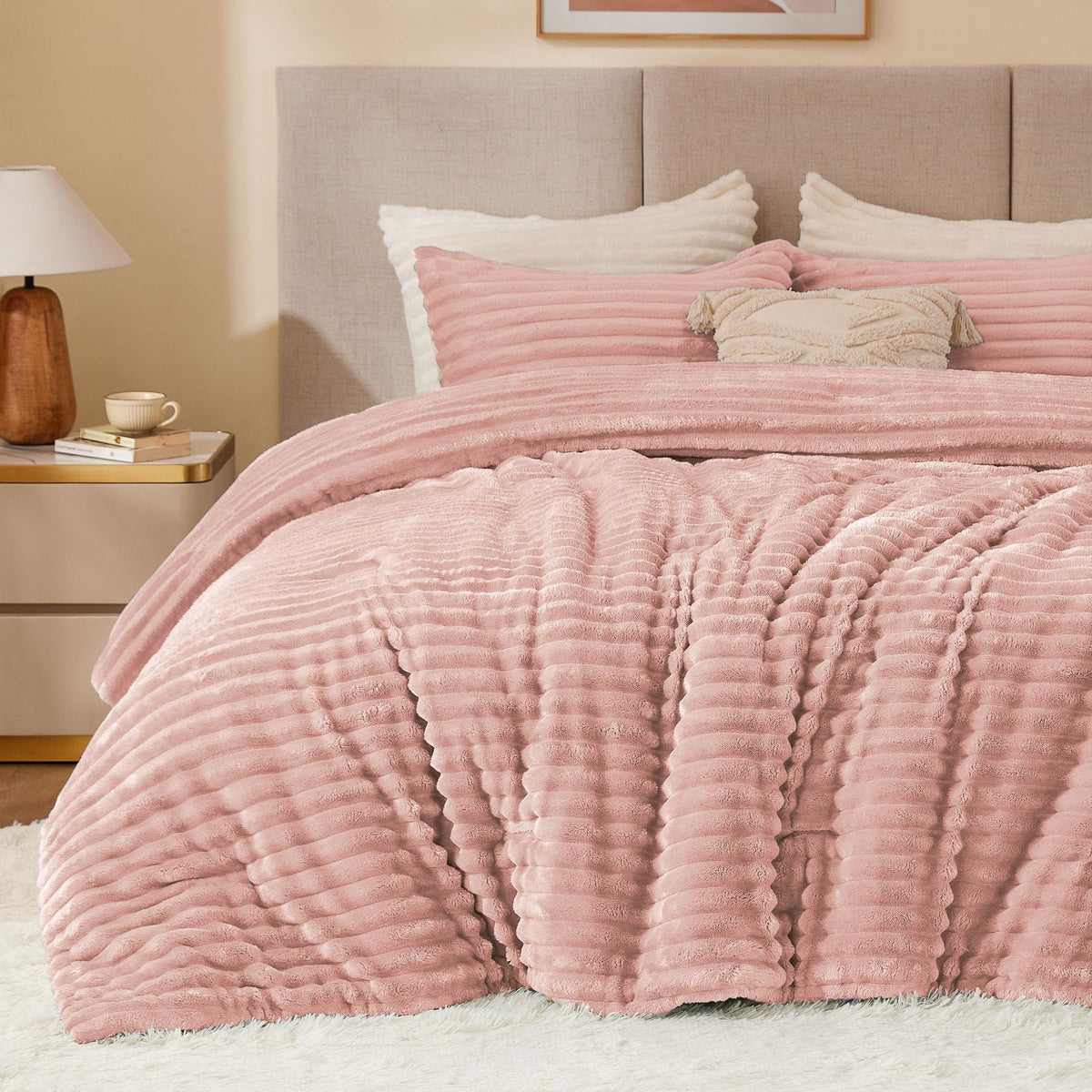 BEDELITE Fleece Comforter Set