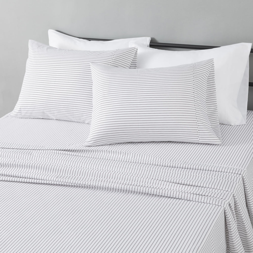 Amazon Basics Lightweight Super Soft Easy Care Microfiber 4-Piece Bed Sheet Set with 14-Inch Deep Pocket