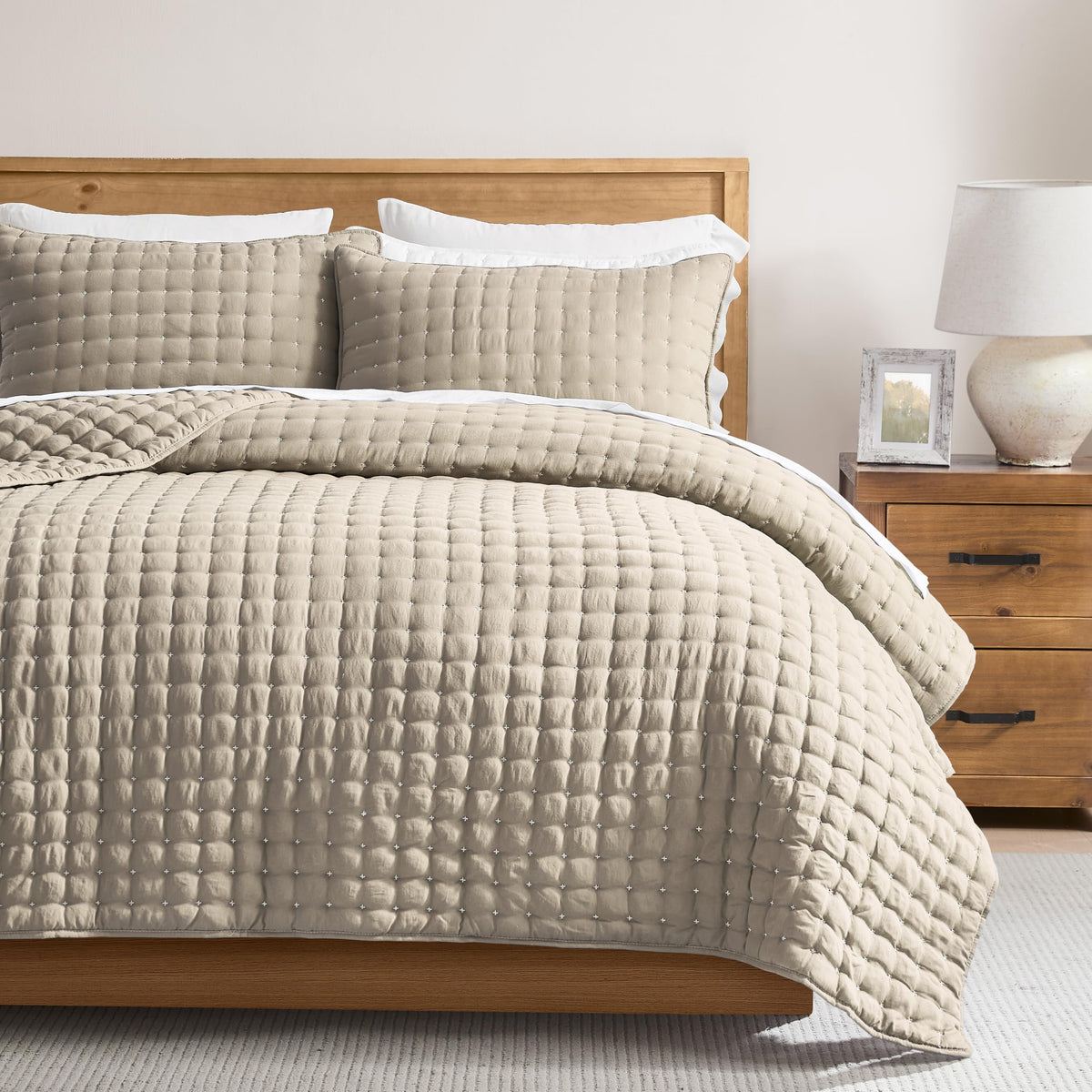 WDCOZY Cloud-Soft Lightweight Quilt Bedding Set
