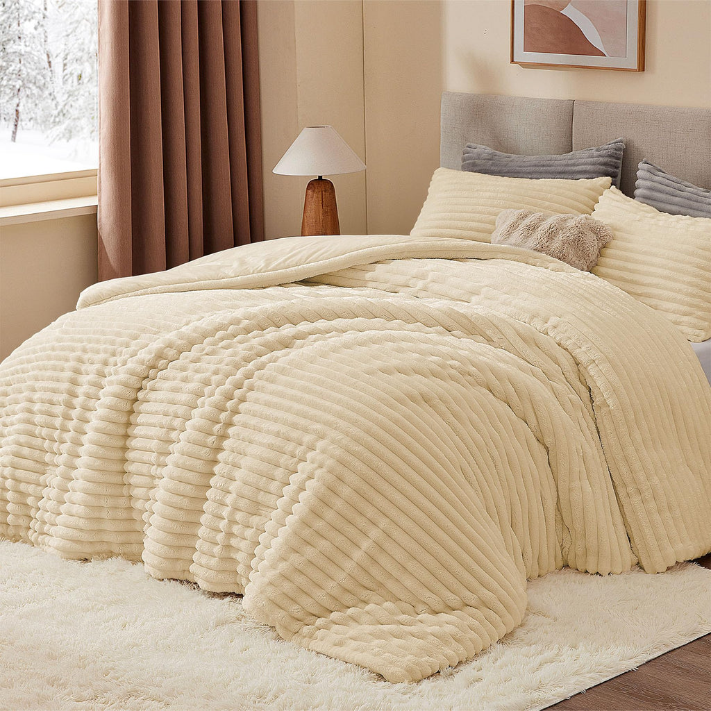 BEDELITE Fleece Comforter Set