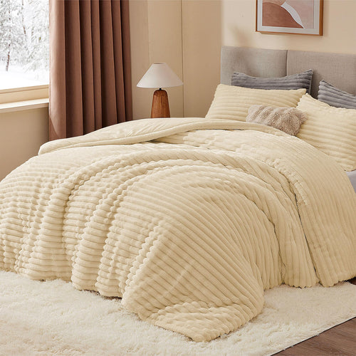 BEDELITE Fleece Comforter Set
