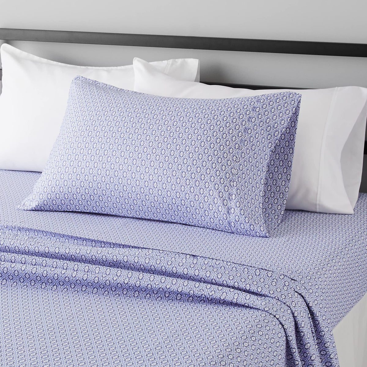 Amazon Basics Lightweight Super Soft Easy Care Microfiber 4-Piece Bed Sheet Set with 14-Inch Deep Pocket