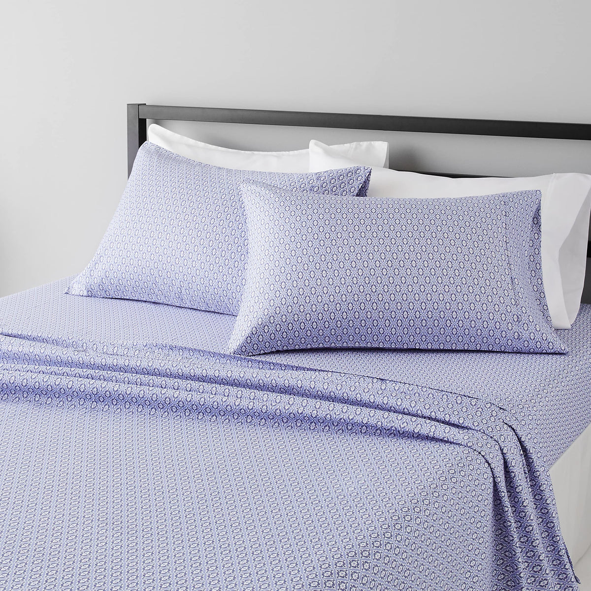 Amazon Basics Lightweight Super Soft Easy Care Microfiber 4-Piece Bed Sheet Set with 14-Inch Deep Pocket